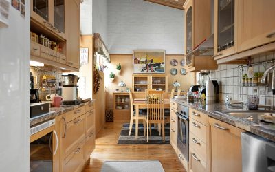 Wood Cabinetry Services: Transform Your Home with Quality Craftsmanship
